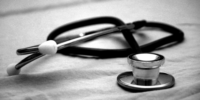 Journey to the Forefront of Medicine: A Q&A with Anesthesiologist Robert Stephens MD