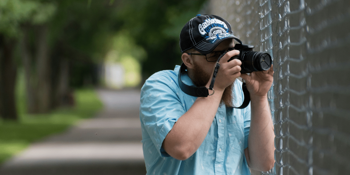 Blending In: The Art of Stealth in Outdoor Sports and Photography