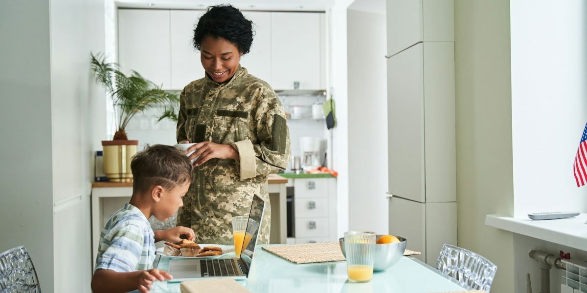 Women in the Military Returning Home to Become Mothers