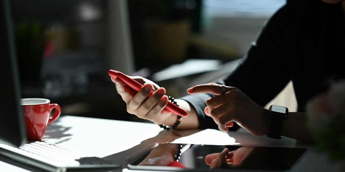 The Domino Effect That Comes with Social Media Glitches