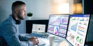 Understanding Discrete Dynamical Systems: From Market Predictions to Chaotic Behavior