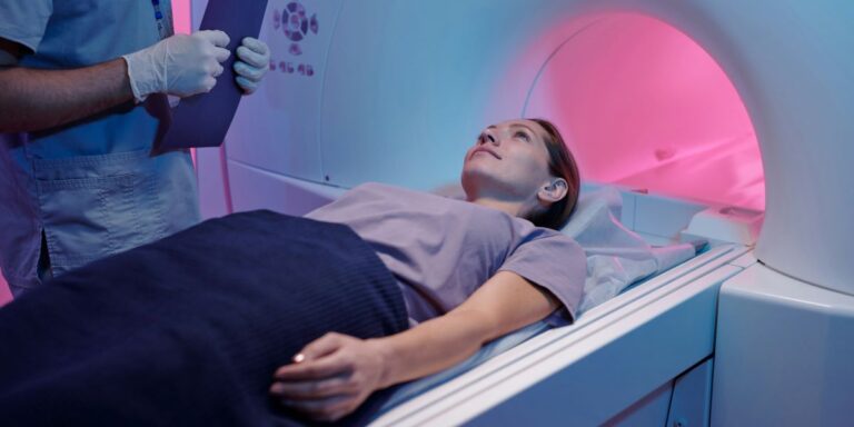 The Impact of Machine Learning on Healthcare Diagnostics: Revolutionizing Medical Practices