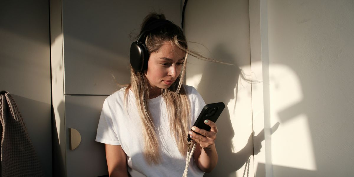 How Reliance on Technology Affects Human Memory