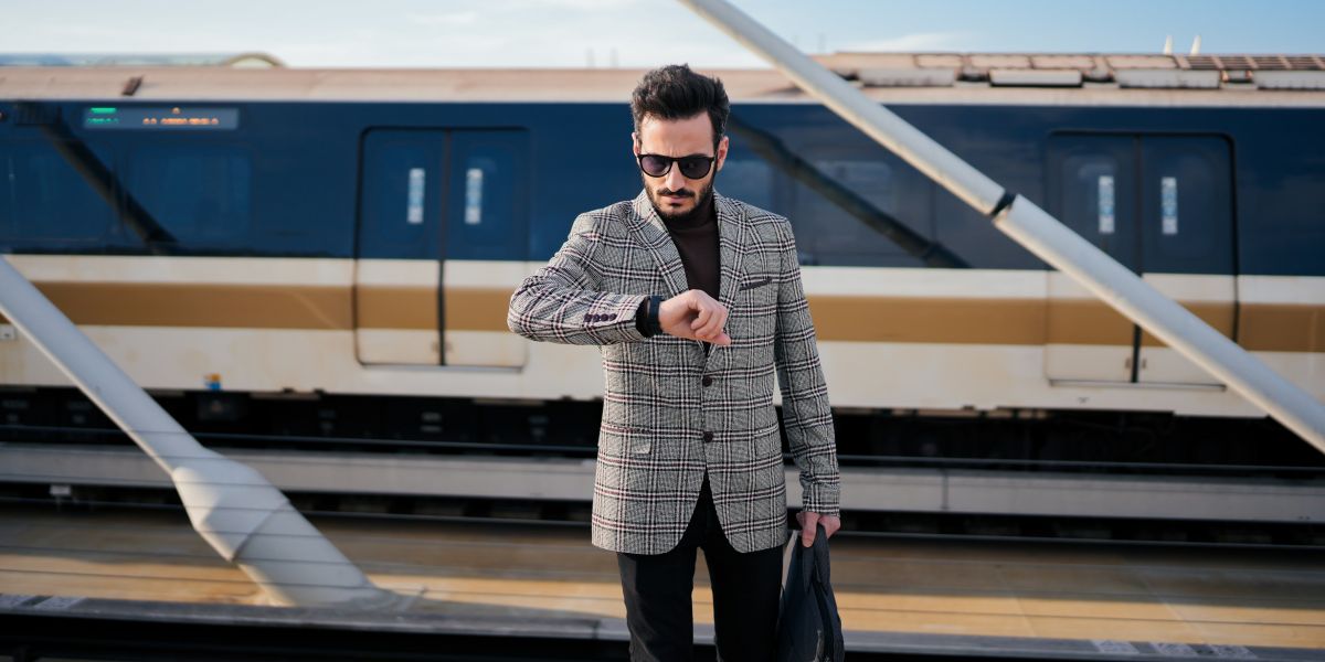 Why Premium Sports Jackets for Men Belong in Every Wardrobe