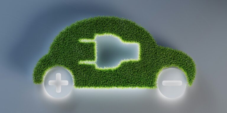 Solo Automotive Highlights the Electric Vehicle Performance Specs That Matter for City Commuters