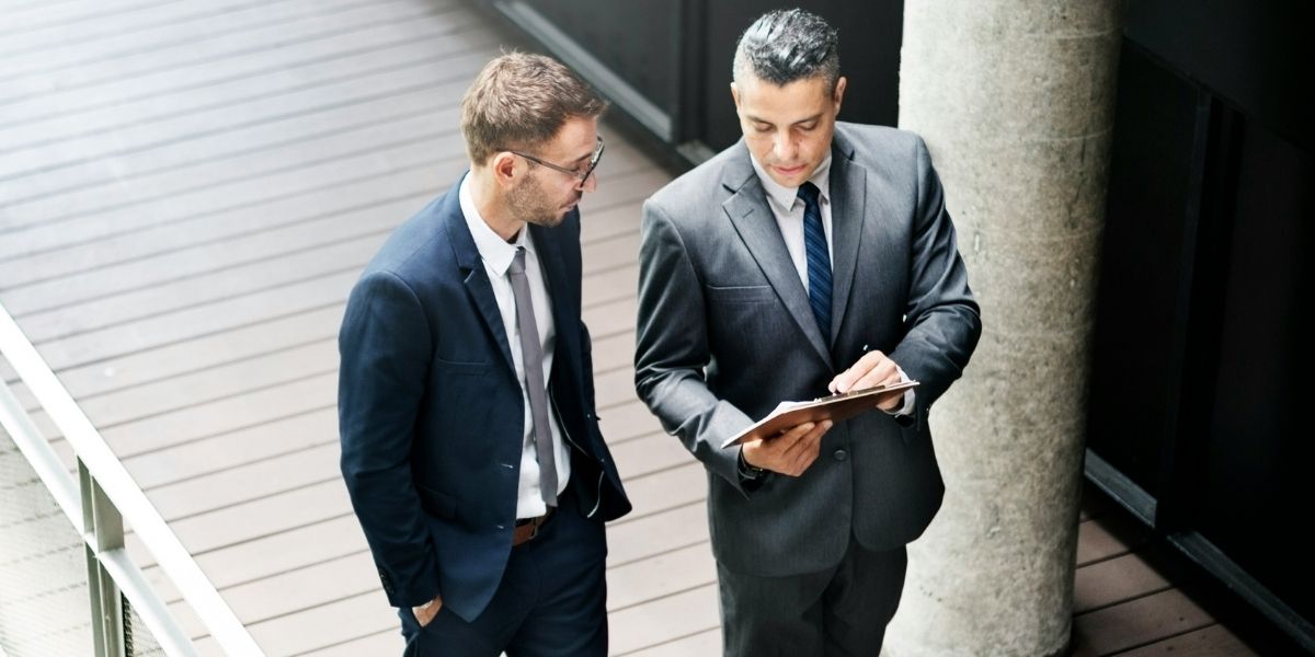 From Buy-Outs to Partnerships How to Secure Strategic Stakeholders