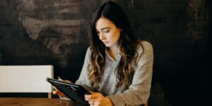 Bill Gates’ Daughter Phoebe Gates Co‑Founds AI Startup Phia