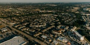 Driving in the Metroplex: Essential Facts About Car Insurance in Texas