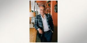 Farhad Hanasab: Why His Clients Introduce Him to Their Children