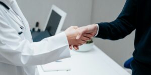 Noah Eyrise: What Healthcare Sales Can Learn from Change Management Principles