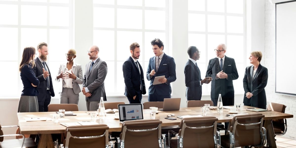 Warren Buffett Steps Back as Greg Abel Takes Over Berkshire