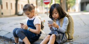 Pinwheel Home Launches Wi-Fi Kids Phone
