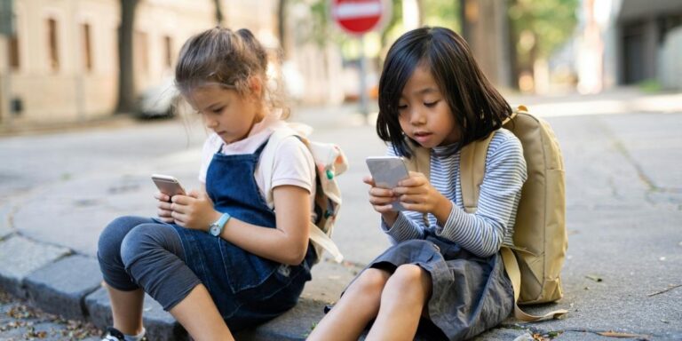 Pinwheel Home Launches Wi-Fi Kids Phone
