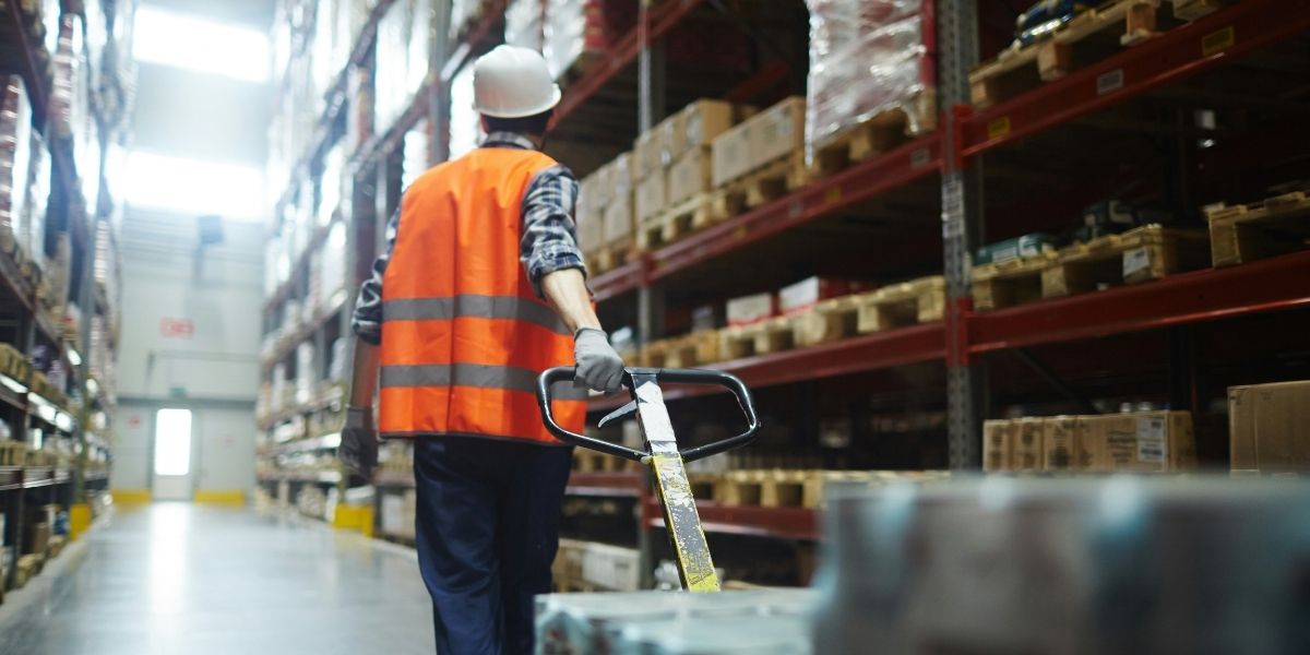 Amazon Hits $3 Trillion as AWS and AI Growth Accelerate (1)