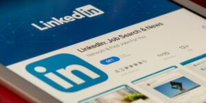 LinkedIn Split Feed Tests Two Paths for B2B Founder Reach
