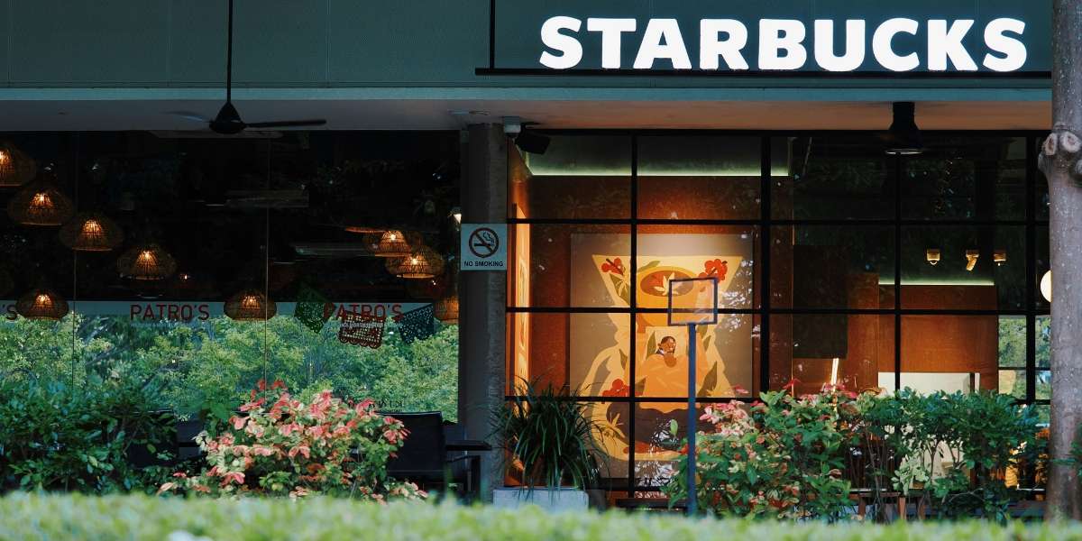 Starbucks Matcha Tops $1 Billion as U.S. Sales Rise 7.7%